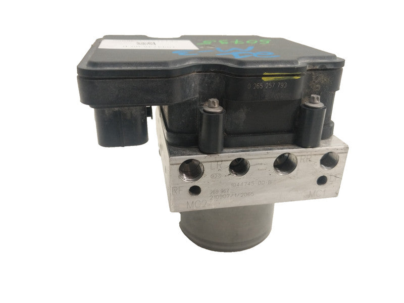 ⭕ 20-23 Tesla Model 3 Anti-Lock Brake System ABS Pump Module Unit 1044745-00-B