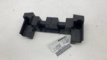 ⭕ 16-20 Tesla Model X Rear 2nd Row Floor Center Beaver Dam Bracket 1059716-00-D
