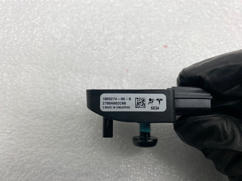 100527400B ⭕12-20 Model S Front Left or Right Acceleration Crash Impact Sensor 1005274-00-B