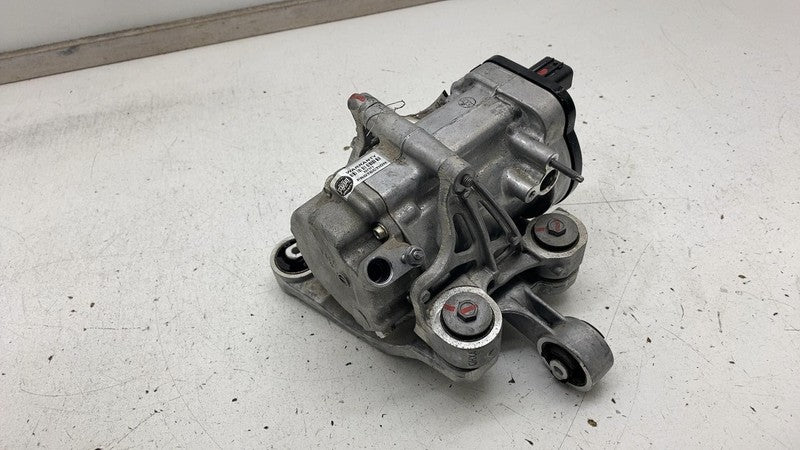 PT00050311 2022-2024 Rivian R1S Air Conditioning A/C Compressor Pump Unit w/ Mount Bracket