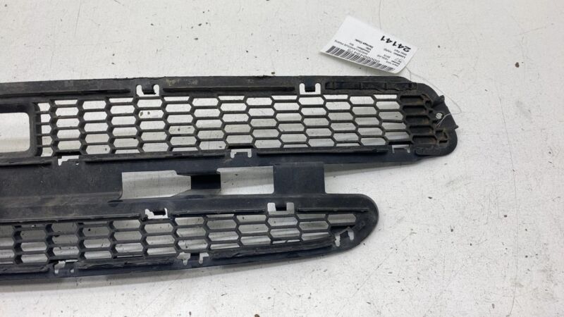 103821100A 2012-2015 Tesla Model S MS Front Bumper Lower Grille Mesh Assembly 1038211-00-A