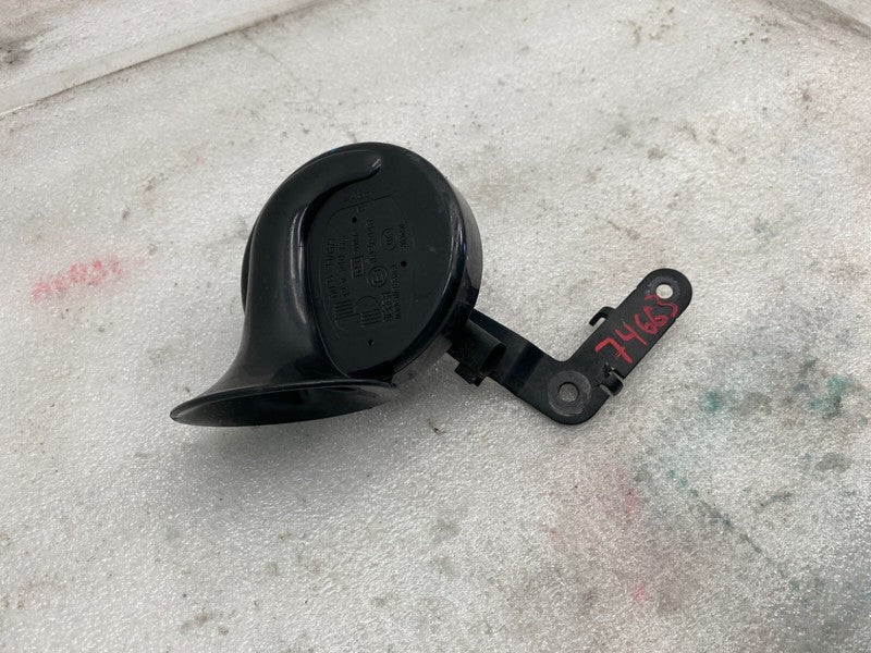A050690 ⭕2012-2020 Tesla Model S Seger High Pitch Tone Horn 12V 510 Hertz w/ Bracket OEM
