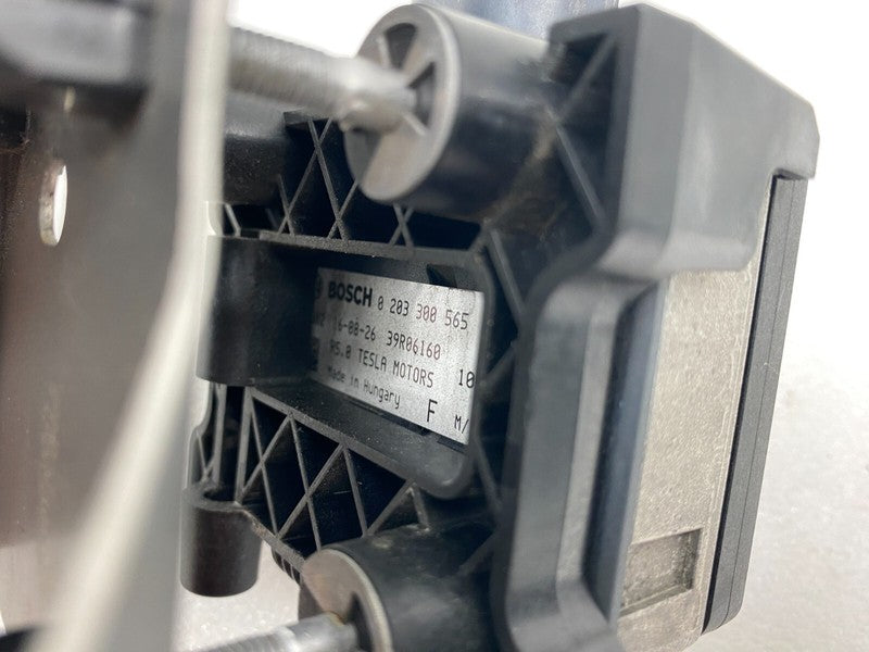 39R06160 ⭕ 2012-2020 Tesla Model S X Front Radar Sensor Sonar Control Module w/ Bracket