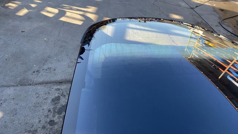 ⭕ 17-20 Model 3 M3 Rear Trunk Panoramic Sun Roof Glass Back Section 10