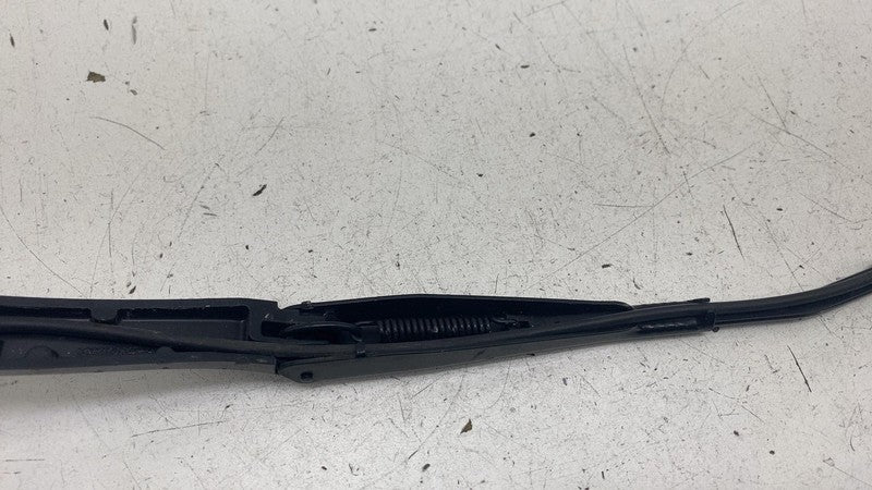 107672900B ⭕ 2017-2023 Model 3 Front Passenger Side Windshield Wiper Arm Right 1076729-00-B