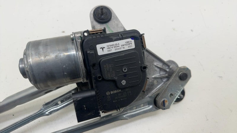 ⭕ 24-25 Tesla Model 3 Front Windshield Wiper Motor Linkage Module 1878