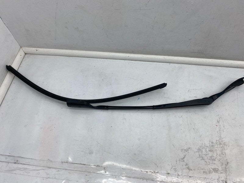 2020-2023 Tesla Model Y MY Front Left or Right Windshield Wiper Arm & Blade OEM