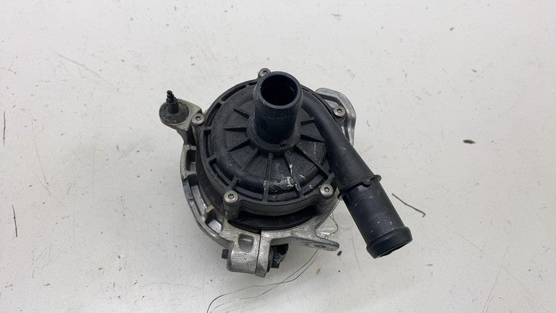 ⭕ 2021 2022 2023 Polestar 2 Electric Auxiliary Coolant Water Pump Assy