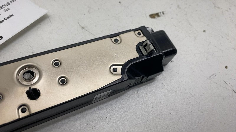 158560100E ⭕ 2020-2024 Tesla Model Y MY WiFi Bluetooth Antenna Control Module 1585601-00-E