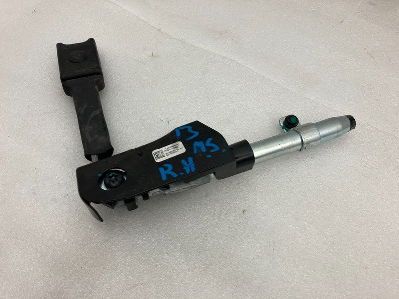100526500B ⭕ 12-15 Model S Front Right Seat Belt Outboard Lap Pre-Tensioner RH 1005265-00-B