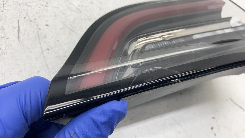 ⭕ 2017-2023 Model 3 Rear Right Inner Taillight LED Tail Lamp (3-Pin) R