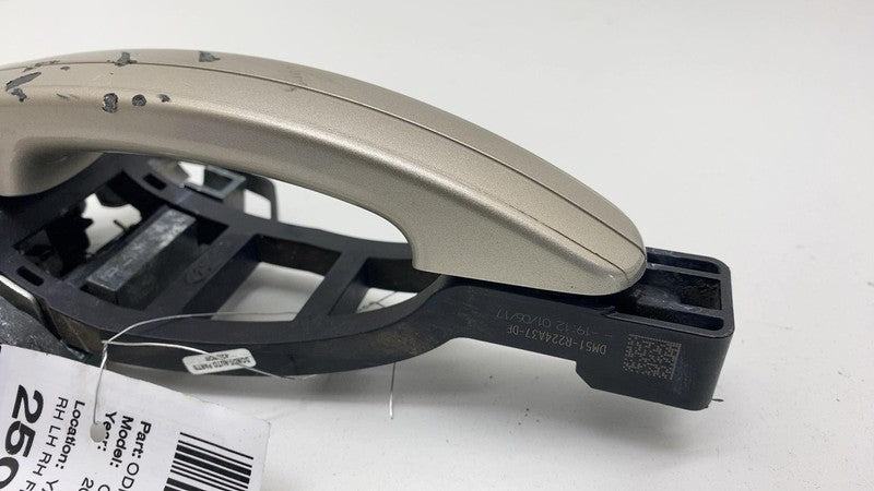 DM51-R224A37-DF 2013-2018 Ford C-Max Front Driver Side Exterior Outside Door Handle Left Gold GN