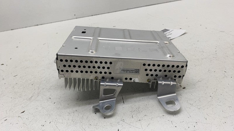 150715200A ⭕ 2020-2024 Tesla Model Y MY Radio Audio Sound System AMP Amplifier 1507152-00-A