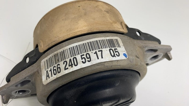 A1662405917 2012-2018 Mercedes-Benz GLE350 Passenger Engine Mount Bracket Insulator Right RH