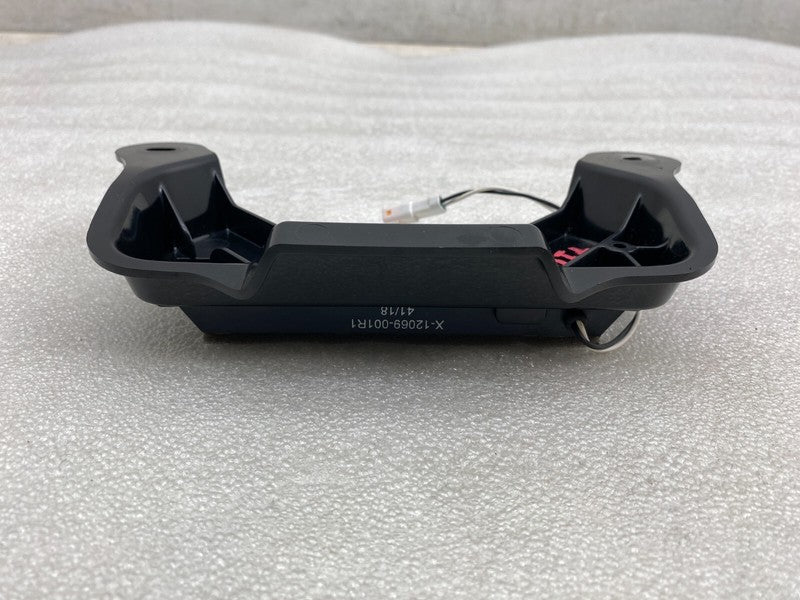 1015865 00 A ⭕ 12-20 Model S Rear End Passive Entry Antenna Bracket & Module 1015865-00-A