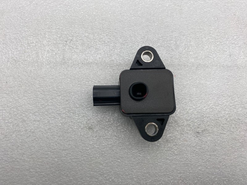 100527500A ⭕2012-2019 Tesla Model S MS Front Door Pressure Crash Impact Sensor 1005275-00-A