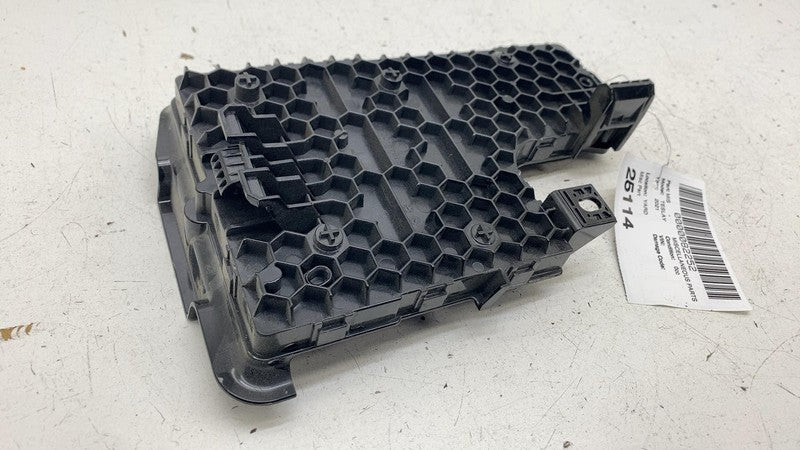 ⭕ 20-24 Tesla Model Y Right Low Voltage Electronic Control Module 1497