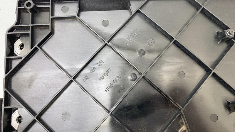 8Y0 035 465 A ⭕ 21-23 Audi E-Tron Quattro Sound System Amplifier Module w/ Retainer 8Y0035465A