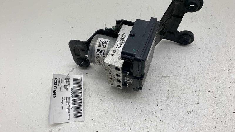 ⭕ 2025 Chrysler Pacifica ABS Anti Lock Brake Pump Module & Bracket 686