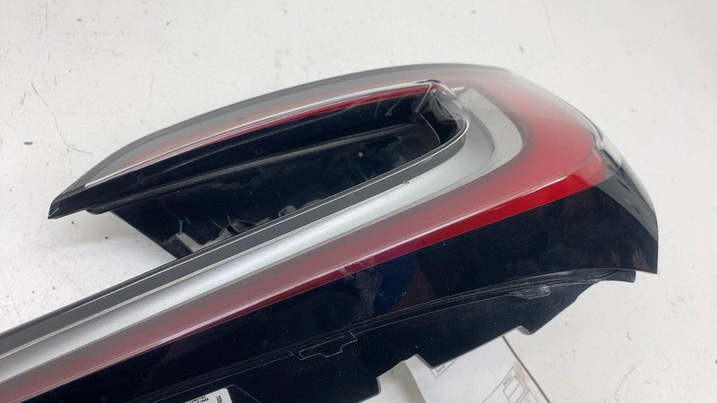 ⭕ 24-25 Model 3 Rear Driver Side Taillight Quarter Tail Lamp Left 1691