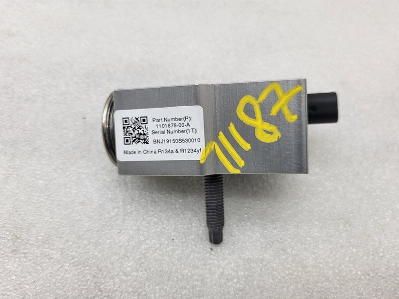 1101878 00 A ⭕ 17-23 Tesla Model 3 M3 TXV A/C HVAC Heater Core Valve Tube Sensor 1101878-00-A
