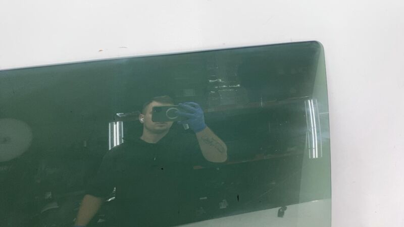 E4 43R-000186 ⭕ 2021-2024 Chrysler Pacifica Rear Driver Side Door Window Glass Left 43R-000186