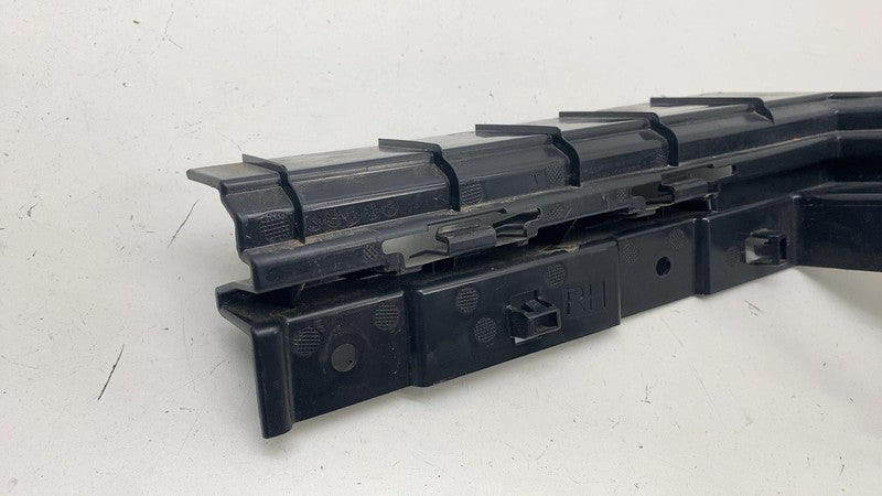 ⭕ 2024 2025 Tesla Cybertruck Rear Right Bumper Bodyside Bracket RH 180