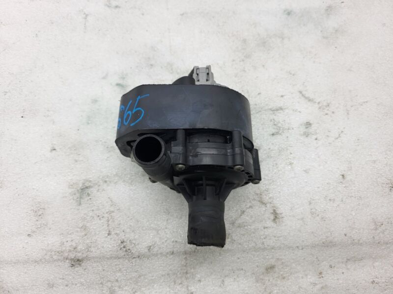 2012-2015 Tesla Model S MS Auxiliary Water Coolant Battery Cooling Pump Assembly