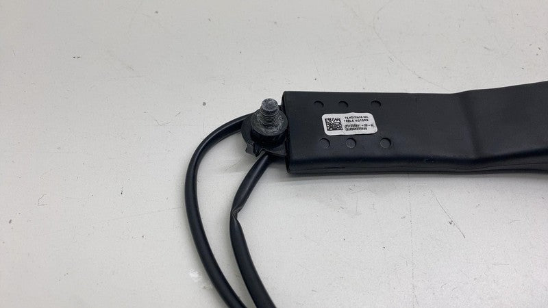 ⭕ 12-20 Model S Front Passenger Side 1st Row Seatbelt Buckle Right 100