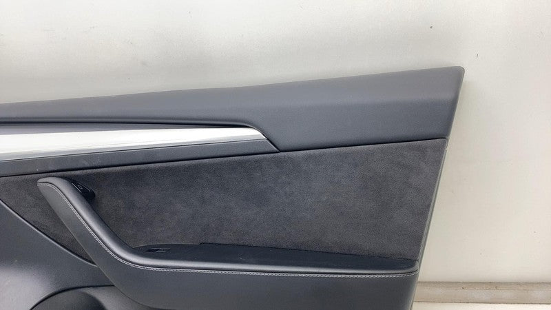 ⭕  21-23 Tesla Model 3 Front Passenger Side Interior Door Panel Trim Card Right