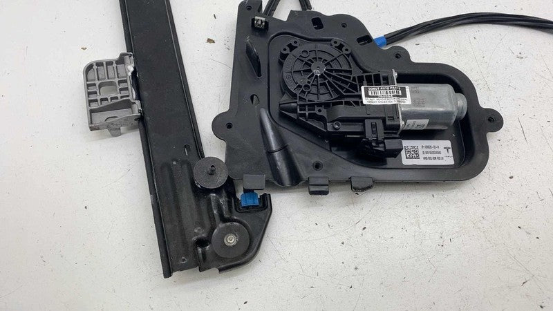 1096620-00-H ⭕ 2017-2023 Tesla Model 3 Front Left Door Window Regulator & Motor 1096620-00-H