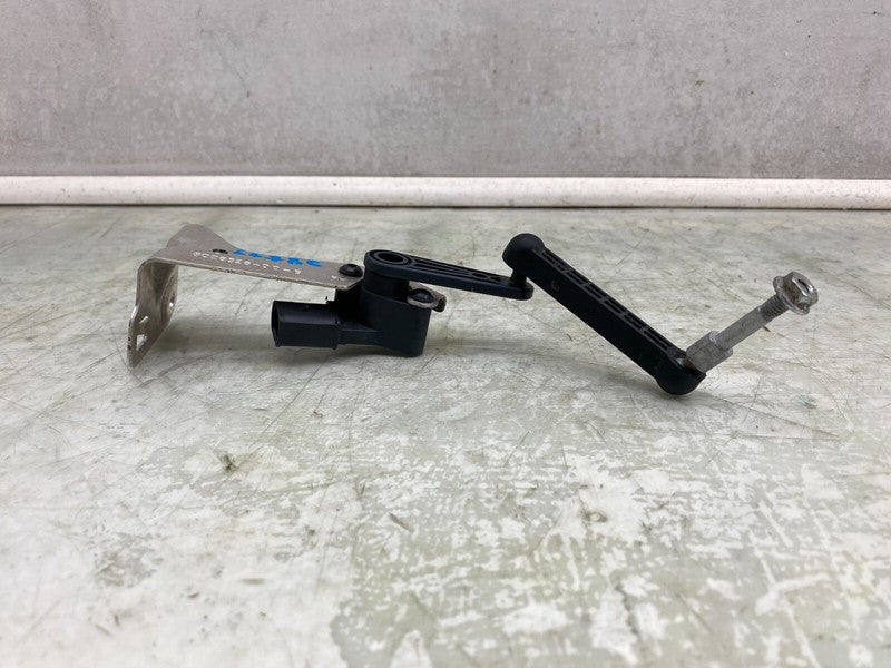 6006526 00 B ⭕ 2016-2020 Model S Rear Right Air Suspension Ride Height Sensor RH 1027976-00-A