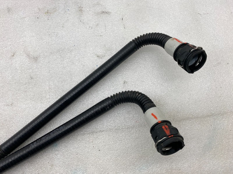 1077579 00 D ⭕ 17-22 Model 3 Front Motor Coolant Chiller to BATT Hose w/ Sensor 1077579-00-D