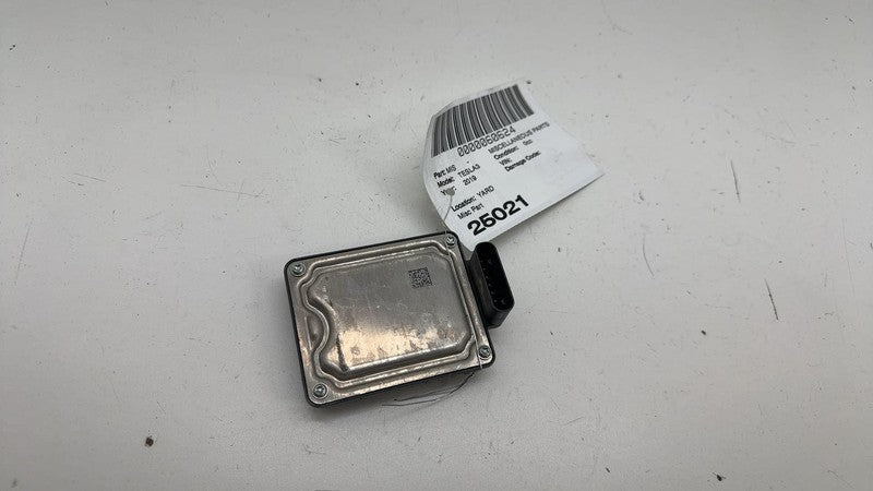⭕2017-2023 Tesla Model 3 Seven Pin Perpendicular Radar Sensor 7-Pin 11
