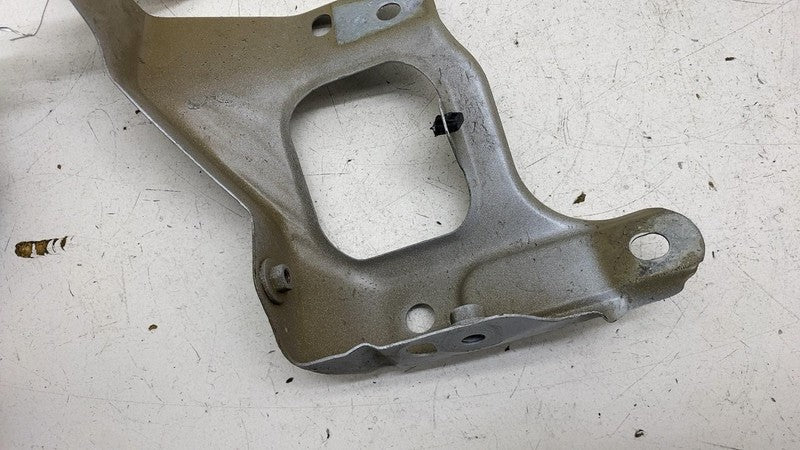 ⭕ 17-23 Model 3 PAIR Front Left & Right Fender Bracket 1086016-00-D/10