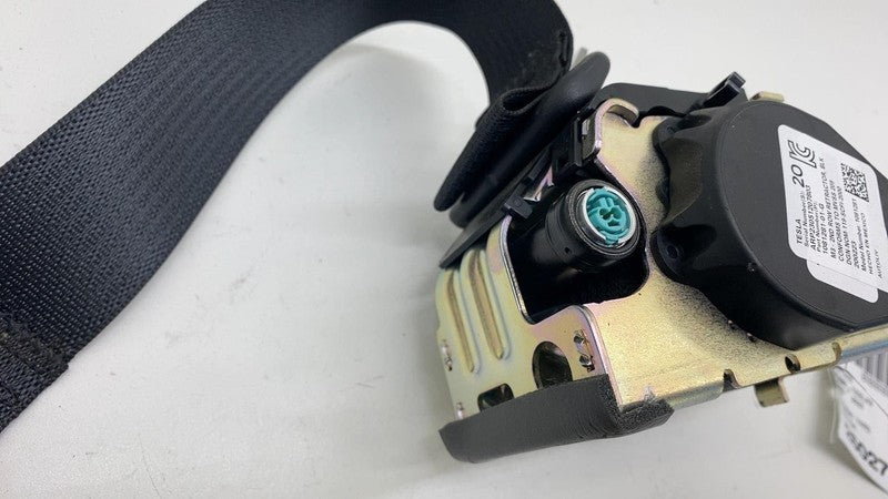 108128101G 2017-2023 Tesla Model 3 M3 Rear Left or Right 2nd Row Seatbelt Retractor LH = RH