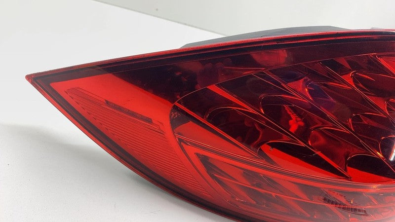 7P5945095L 2011-2014 Porsche Cayenne Rear Driver Side Outer Taillight LED Tail Lamp Left LH
