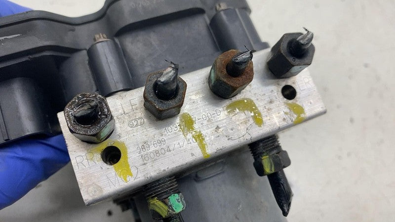 ⭕ 16-20 Tesla Model X Anti-Lock ABS Brake Pump Control Module Unit 103