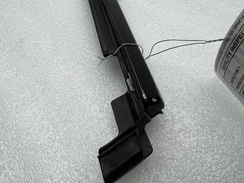 ⭕ 2022-2024 Lucid Air Grand Touring Rear Right Door Window Belt Moldin