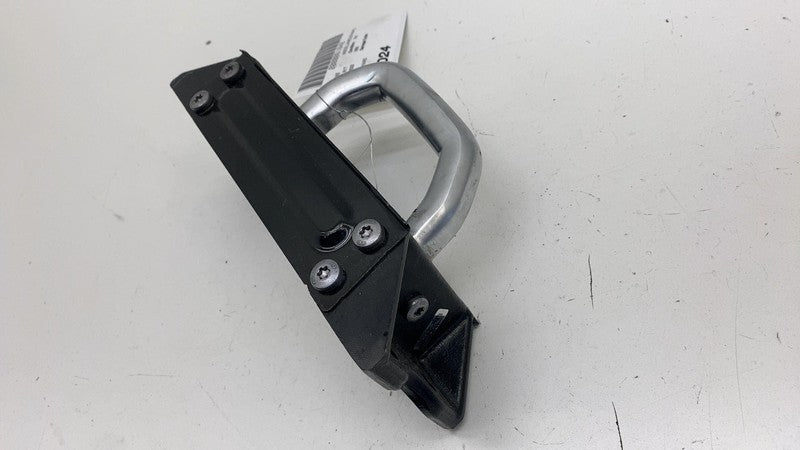 PT00013904 ⭕ 2022-2024 R1T Front Bumper Tow Hitch Hook Towing Eye Mount Bracket PT00013904