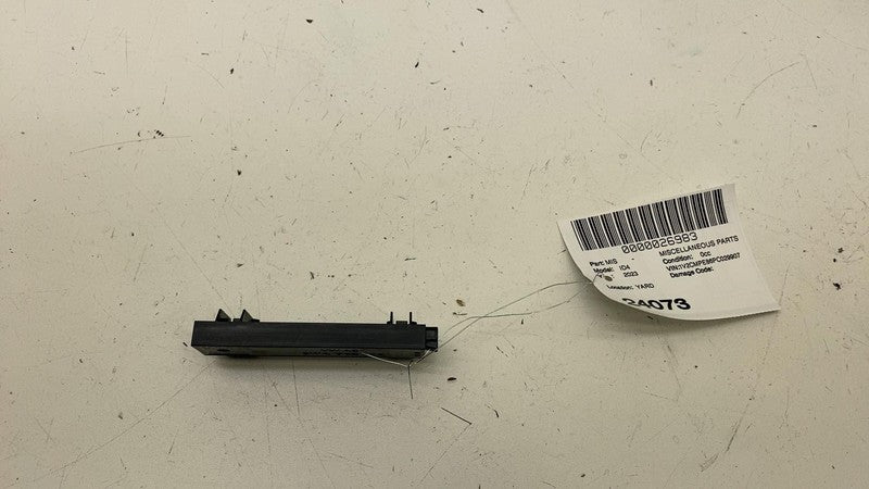 5WA 962 132 ⭕ 2021-2023 Volkswagen ID.4 Rear Keyless Entry Antenna Receiver Module 5WA962132