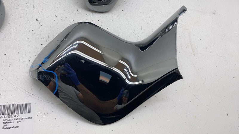 ⭕ 21-23 Model X 2nd Row Left & Right Middle Seat Cover 1062970-00-C/10