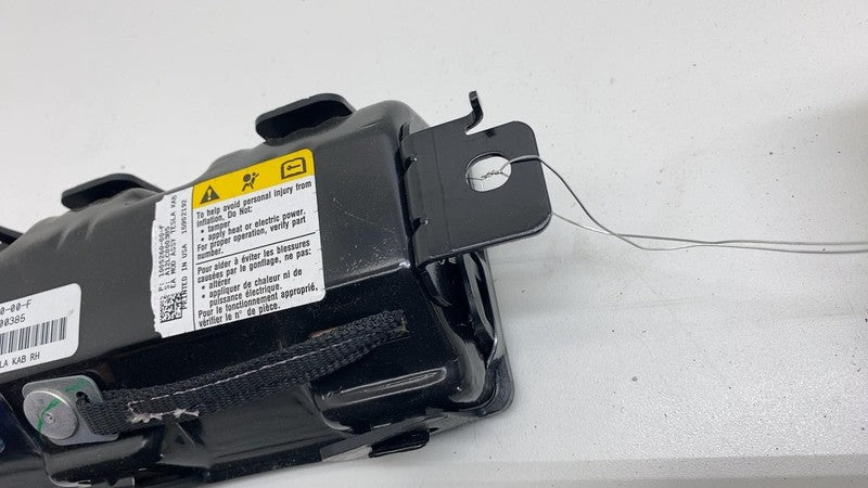 100526000F 2012-2015 Tesla Model S Front Passenger Side Lower Knee Airbag Right RH Assembly