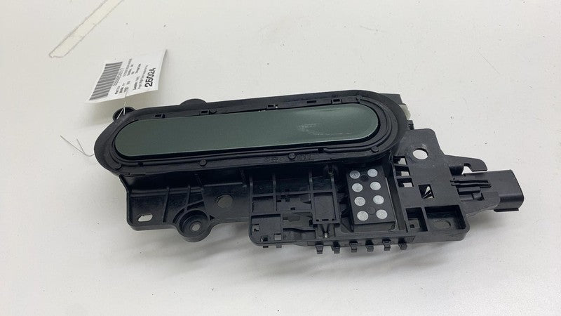 PT00002455-J ⭕22-24 R1T R1S Right Front / Left Exterior Door Handle Green EXP006 PT00002455-J