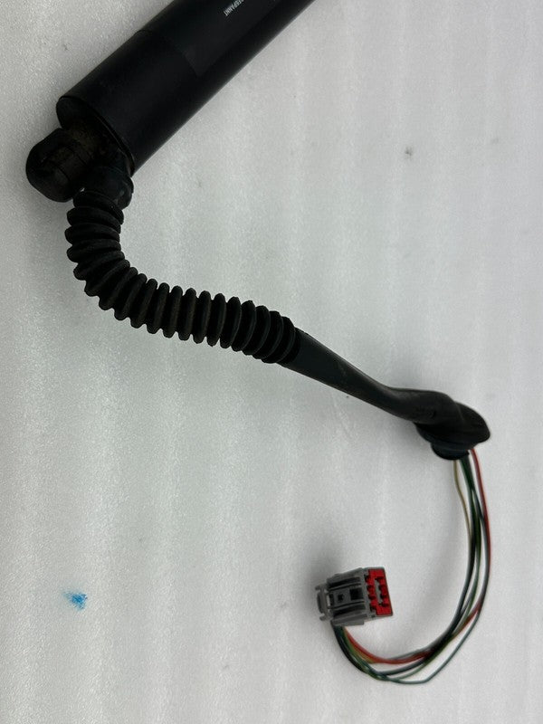 600661000B ⭕ 12-20 Tesla Model S Rear Right Liftgate Trunk Power Shock Strut 6006610-00-B