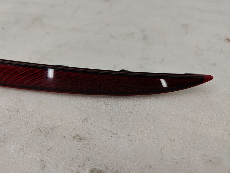 6007705-00-C ⭕ 12-20 Model S Rear Driver Side Bumper Lamp Reflector Light Left 6007705-00-C