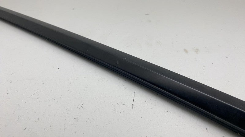 ⭕ 2020-2024 Tesla Model Y Rear Right Door Window Outer Belt Assy 14957