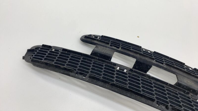 6008159 2012 2013 2014 2015 Tesla Model S Front Bumper Center Mesh Grille Lower Assembly