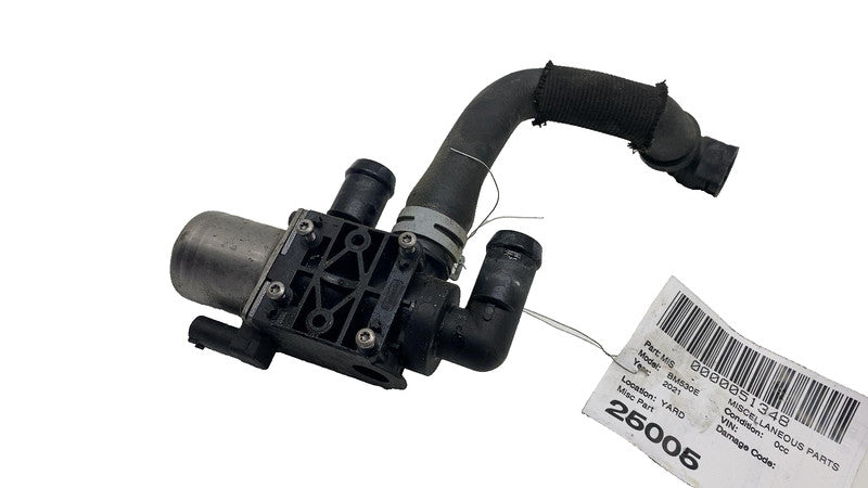 2021 2022 2023 BMW 530e G30 HVAC Heater Control Valve w/ Hose Pipe Assembly