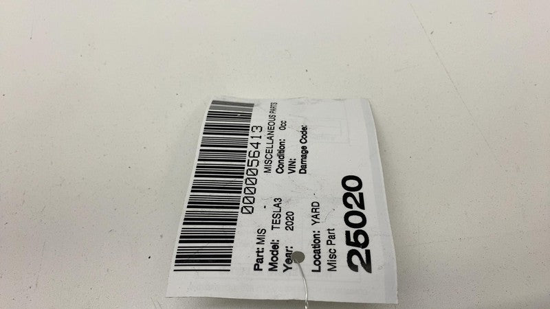 110043700E 2017-2023 Tesla Model 3 Left B-Pillar Applique Glass Trim Molding 1100437-00-E